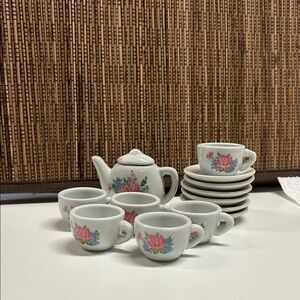 collectible dollhouse item.